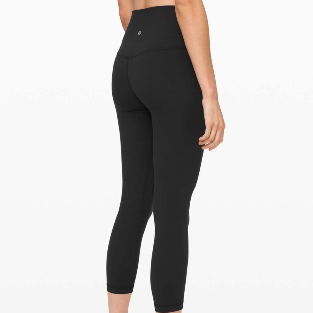 Lululemon Align Crop 23” Capri in Black